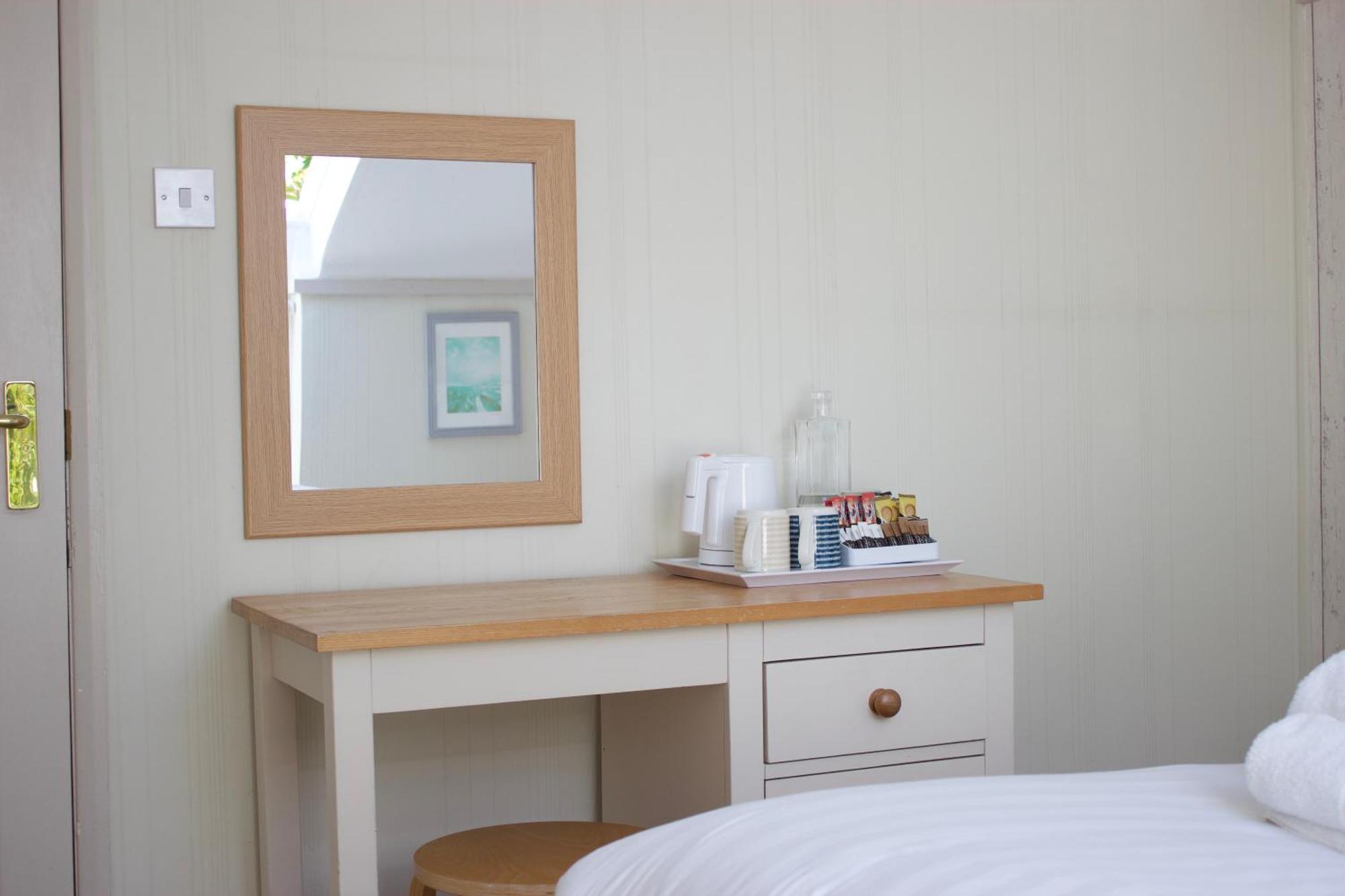 Durdle Door Hotel Lulworth Cove Esterno foto